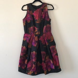 Women’s dress